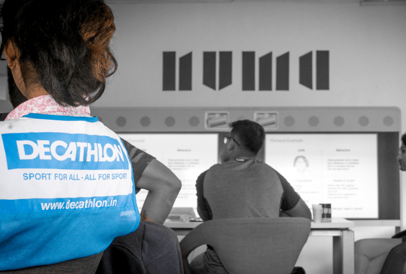 Leadership in a Digital Age-min